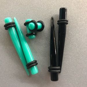4g/5mm Acrylic tapers and tunnel bundle